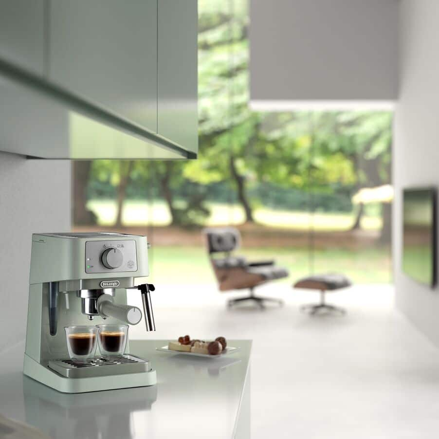 Delonghi EC260.GR Stilosa Traditional Barista Pump Manual Espresso Coffee Machine Green